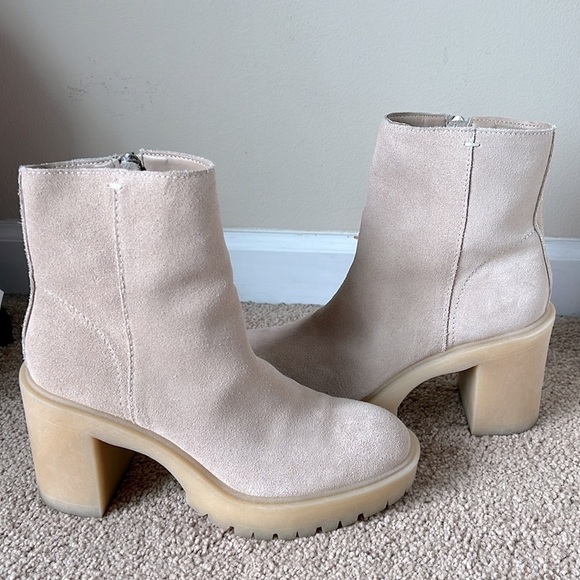 Dolce Vita Tan Suede Gum Sole Heeled Ankle Boots - Picture 2 of 9